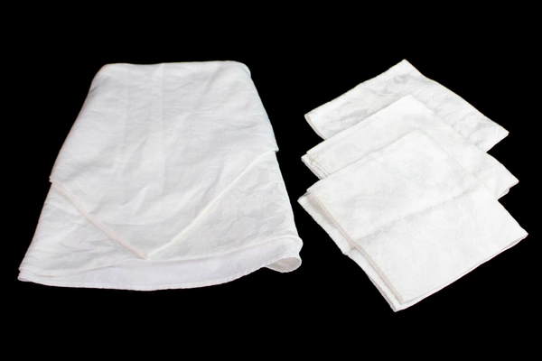 Lot of Avon Home Fashions Floral Damask Tablecloth & 3 Napkins Fabric Craft