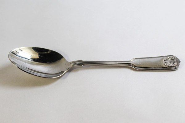 Towle London Shell 18/10 Stainless Steel Serving Spoon 8.75" Flatware