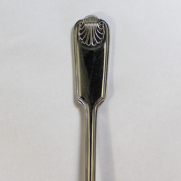 Towle London Shell 18/10 Stainless Steel Serving Spoon 8.75" Flatware