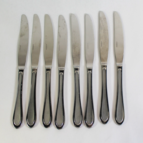 Lot of 8 Oneida Ivory Stainless Steel French Hollow Dinner Knives 9.25"
