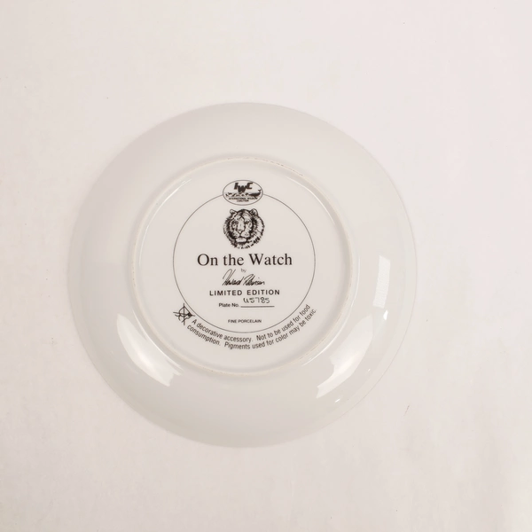 International Wildlife Coalition Howard Robinson Tiger Collector Plate COA 8.25"