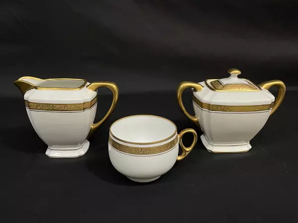 Vintage Oremont Lustreware Creamer Sugar Bowl Tea Cup Set Germany Gold White