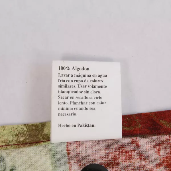 Lot of 4 Style Lab Christmas Placemats Wreaths Holly 100% Cotton 17x17"