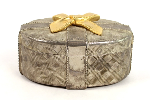 Vintage Brass Trinket Box 5" Oval Metal Jewelry Box with Gold Bow Design