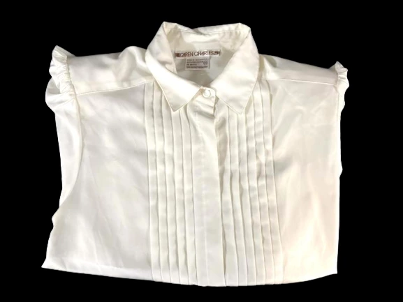 Vintage Caren Charles Women's Size 14 Cream Blouse Pleated Sheer Made in Taiwan