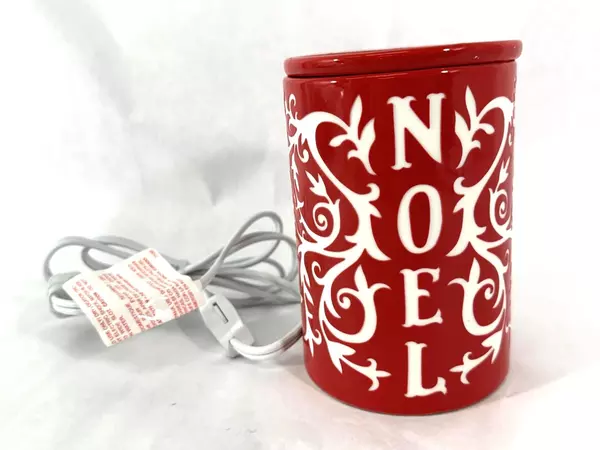 Scentsy Electric Wax Warmer Model 34499 Red White Noel 5.75" Tall
