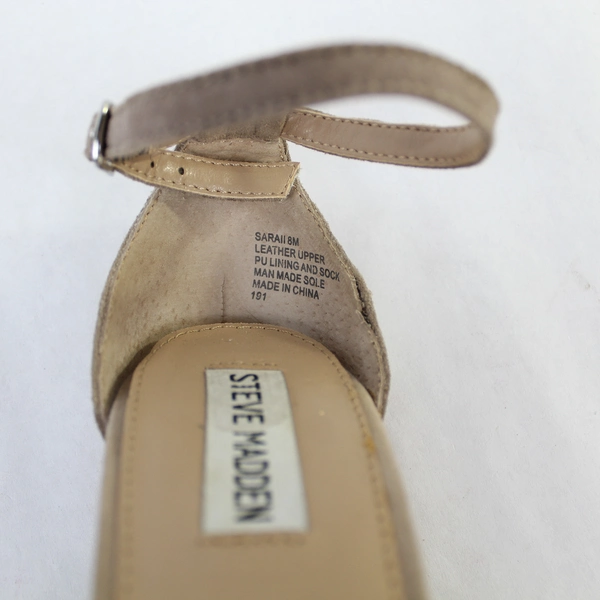 Steve Madden Saraii Sandal Heels Size 8M Beige Suede Leather Buckle Strap