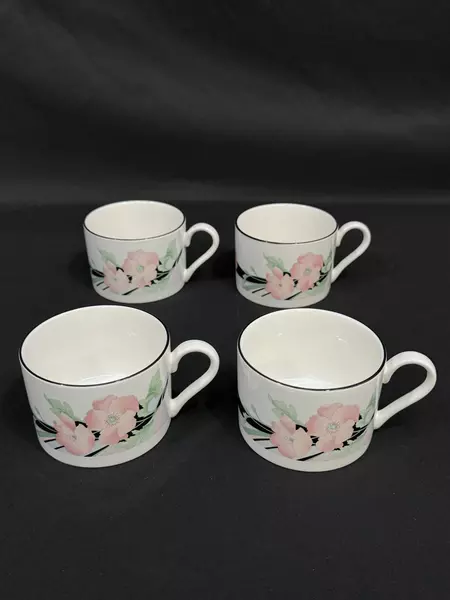 Set of 4 Sango Jolie White Coffee Cups Pink Flowers Green Leaves Vintage