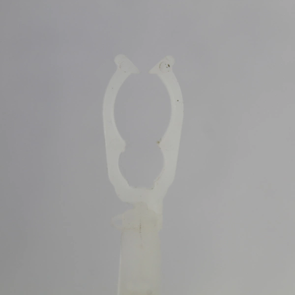 Lot of 160 Plastic Eaves House Clips Standard Size for Hanging Lights