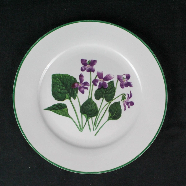 National Wildlife Decorative Plate Purple Flowers Green Trim 10.5" Diameter