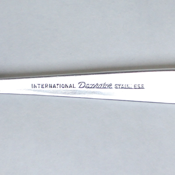 Set of 2 International Decorator Stainless Dubonnet Serving Spoons 8.75"