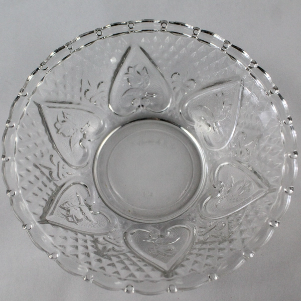 Vintage Clear Cut Glass Salad Bowl 7" Floral Hearts Design Scalloped Rim
