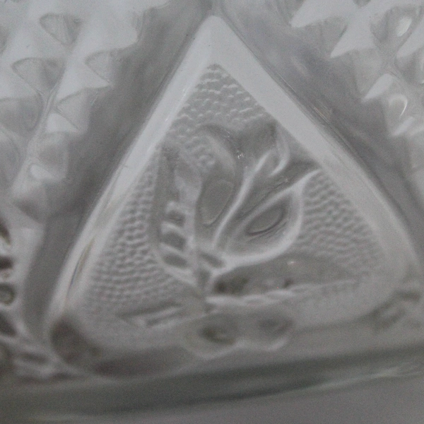 Vintage Clear Cut Glass Salad Bowl 7" Floral Hearts Design Scalloped Rim