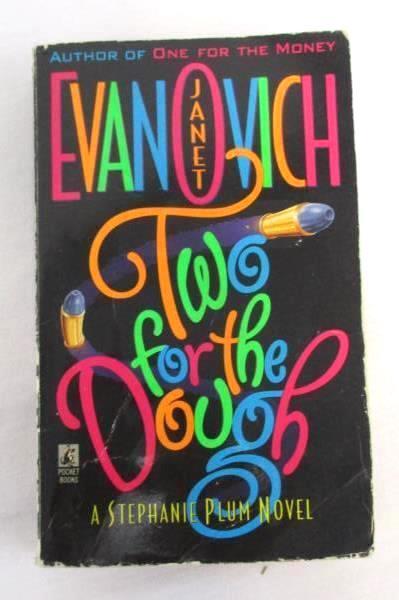 BOOK LOT 4 Suspense Thriller Paperback Detective Janet Evanovich Preston & Child