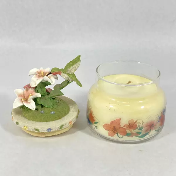 2002 Avon Hummingbird Candle Springtime Floral Scent Collectible 6.25" Jar