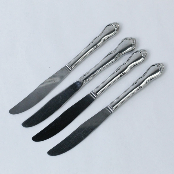 Lot of 4 Oneida Homestead Stainless Steel Dinner Knives Hollow Handle