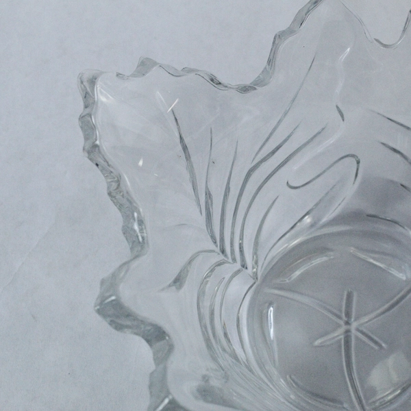 Vintage Clear Cut Glass Leaf Serving Bowl Scalloped Rim 7" Diameter Chipped Edge