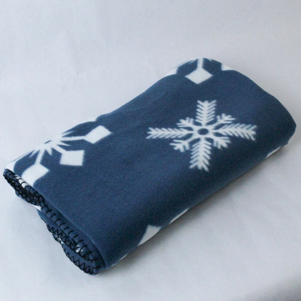 Gold Coast Navy Blue White Snowflake Throw Blanket 59.5"x48.75" Home Decor