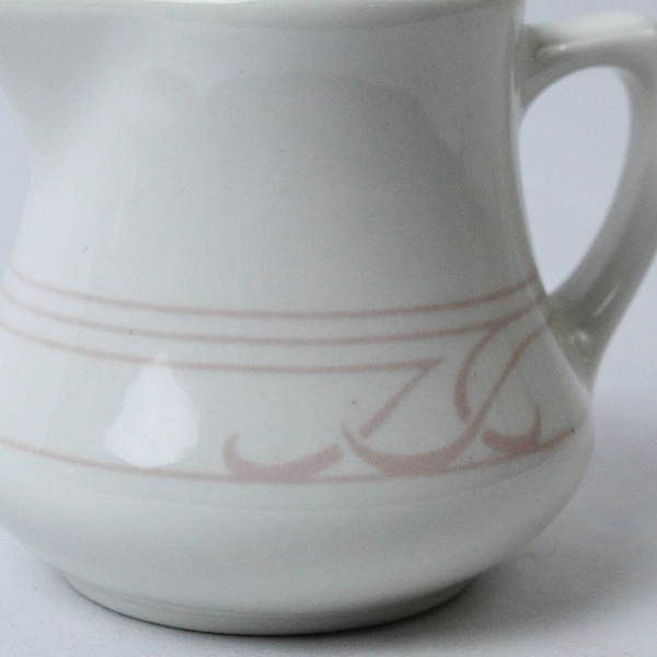 Homer Laughlin Seville Cambridge Creamer White Pink Swirl 2.75" Vintage
