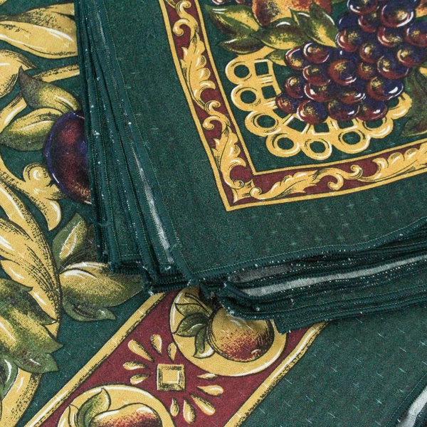 George E Bardwil & Sons Tablecloth 8 Napkins Green Yellow Cream Fruits Decor
