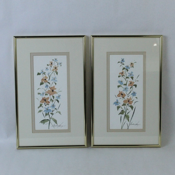 Set of 2 Signed Barbara Hagan Watercolor Flower Paintings in Gold Frames