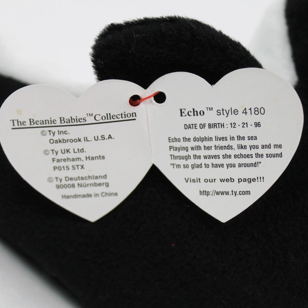 Vintage 1996 Ty Beanie Baby Waves the Whale with Echo Dolphin Tags Rare