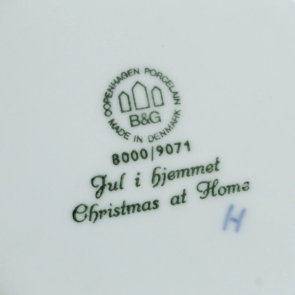 Copenhagen Porcelain Denmark 1971 Christmas At Home Blue White Plate 7"