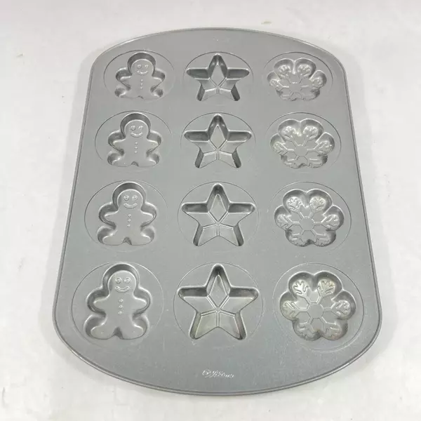 Wilton Non-Stick Aluminum Christmas Cookie Tray Gingerbread Stars Snowflakes