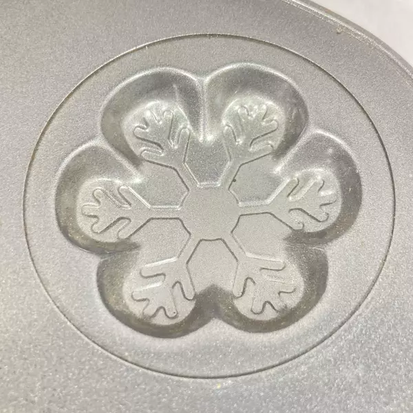 Wilton Non-Stick Aluminum Christmas Cookie Tray Gingerbread Stars Snowflakes