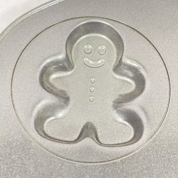Wilton Non-Stick Aluminum Christmas Cookie Tray Gingerbread Stars Snowflakes