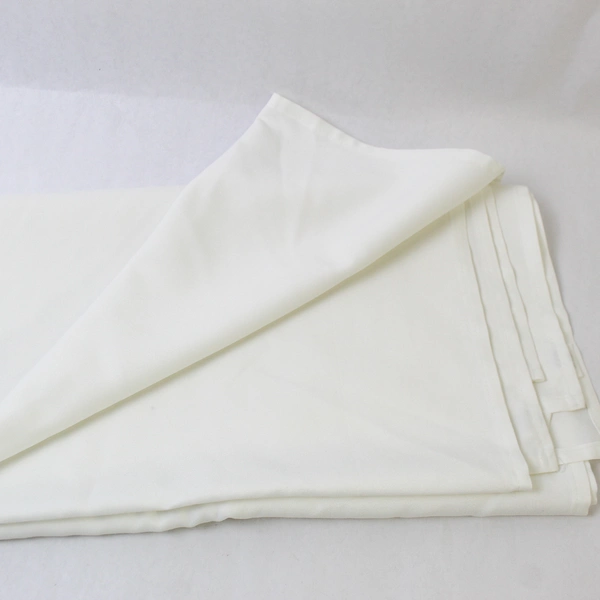 Visa White Polyester Blend Tablecloth 87x87 Square Finished Hem Pre-Owned