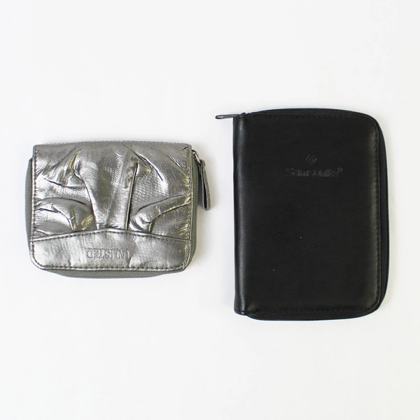 Lot of 5 Pre-Owned Unisex Stylish Zipper Wallets - Functional Accessories