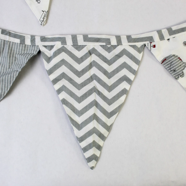 Baby Naartjie Gray Zoo Animal Bunting Nursery Decor 93" Long - Pre-Owned