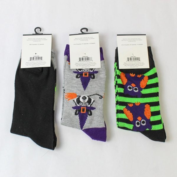 Lot of 3 NWT Halloween Crew Socks Size 4-10 Fun Seasonal Designs