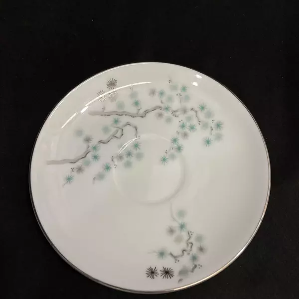 2 Vtg Noritake Pineville Cup Saucer Sets White Platinum Trim Pine Branches 5854