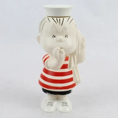 Vintage 1970 Peanuts Linus Bubble Shampoo Bottle Avon 5.25" Tall Collectible