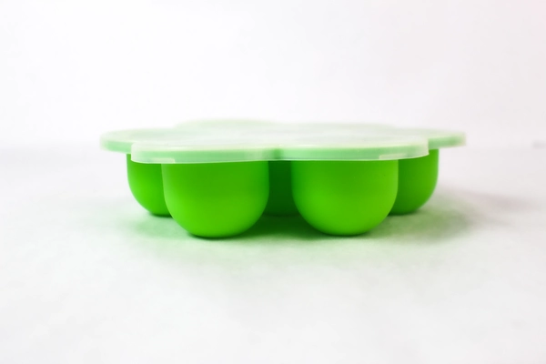 Green Silicone Baby Food Freezer Tray - BPA Free, 7 Compartments, Good Condition