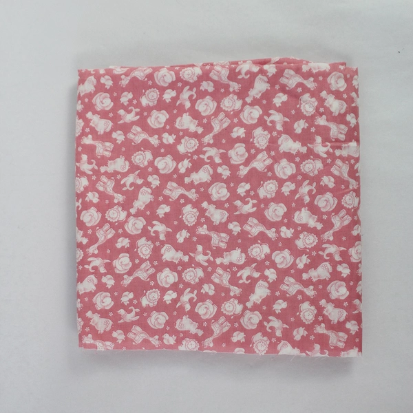 Spring Industries 'Zoobeedoo' Pink Cotton Zoo Animal Fabric 31" x 80"