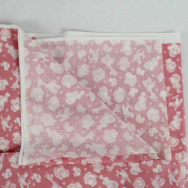 Spring Industries 'Zoobeedoo' Pink Cotton Zoo Animal Fabric 31" x 80"