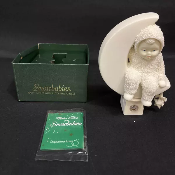 Dept 56 Snowbabies Moonbeams Night Light 68835 - Pre-Owned, Needs New Bulb