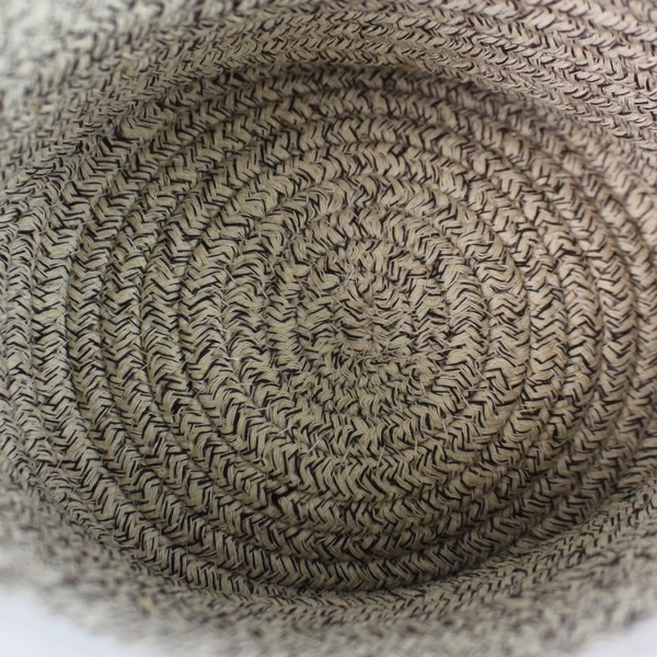 NWT Saeda Hanging Plant Basket Modern Home Decor 6" Tall 9.5" Wide