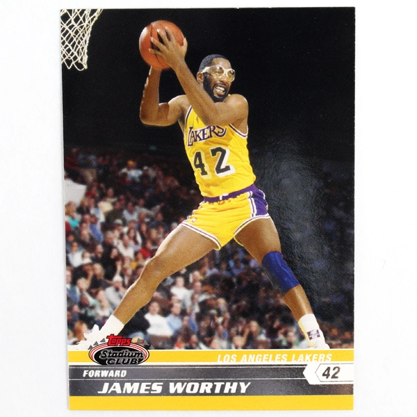 Lot of 20 2007 Topps Stadium Club Basketball Cards - Good Condition