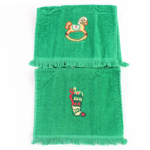 Lot of 5 Embroidered Cotton Christmas Dishcloths - Festive Kitchen Towels