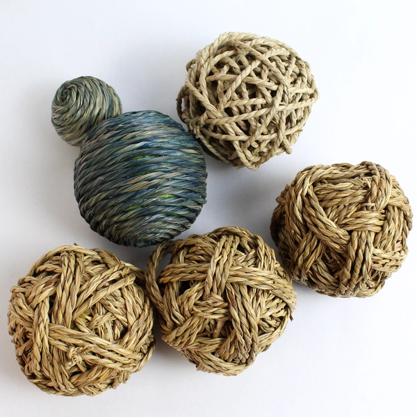 Lot of 6 Beige & Blue Decorative Rattan Balls for Coffee Table Centerpieces
