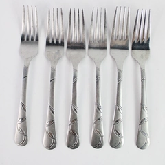 Lot of 6 Cambridge Stainless Steel Dinner Forks With Abstract Pattern Design