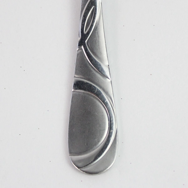 Cambridge Stainless Steel Dinner Spoon with Abstract Pattern, 7.25" Long