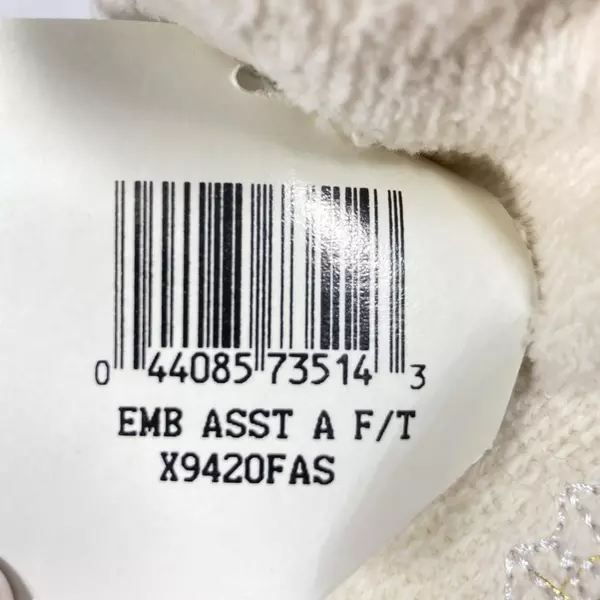 Lot of 4 Festive Christmas Hand Towels - Beige & White Decor