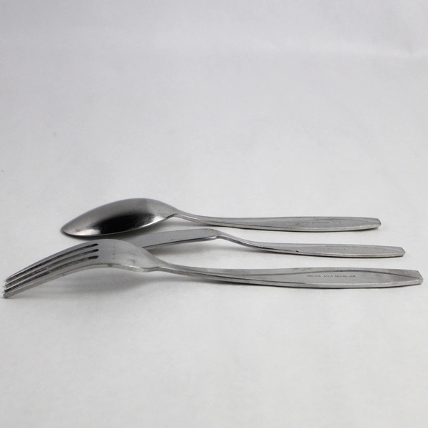 Oneida Groove 3-Piece Stainless Steel Flatware Set: Fork, Spoon, Knife