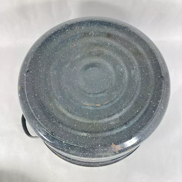 21.5 Qt Blue Speckled Enamel Water Bath Canner With Lid But No Rack