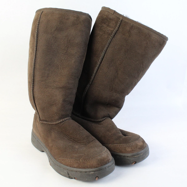 UGG Australia Dark Brown Ultimate Suede Winter Boot Rubber Sole Women Size W7